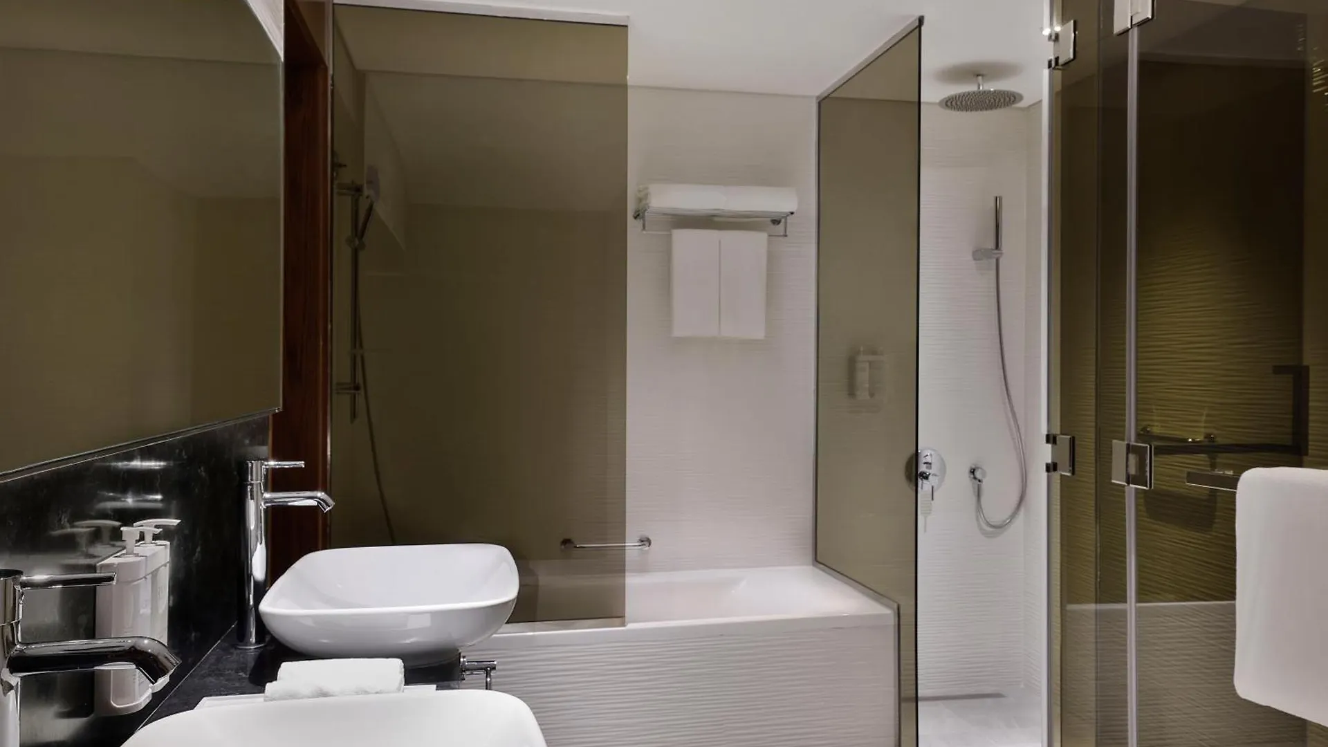 The First Collection Dubai Waterfront Hotel