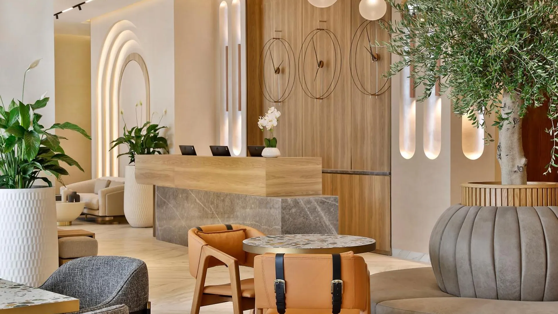 ****  The First Collection Dubai Waterfront Hotel United Arab Emirates