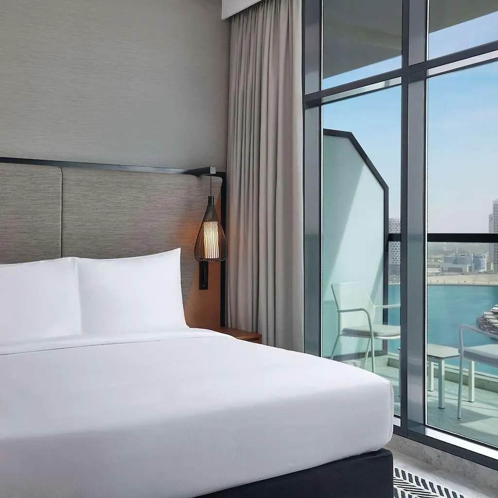 فندق The First Collection Dubai Waterfront