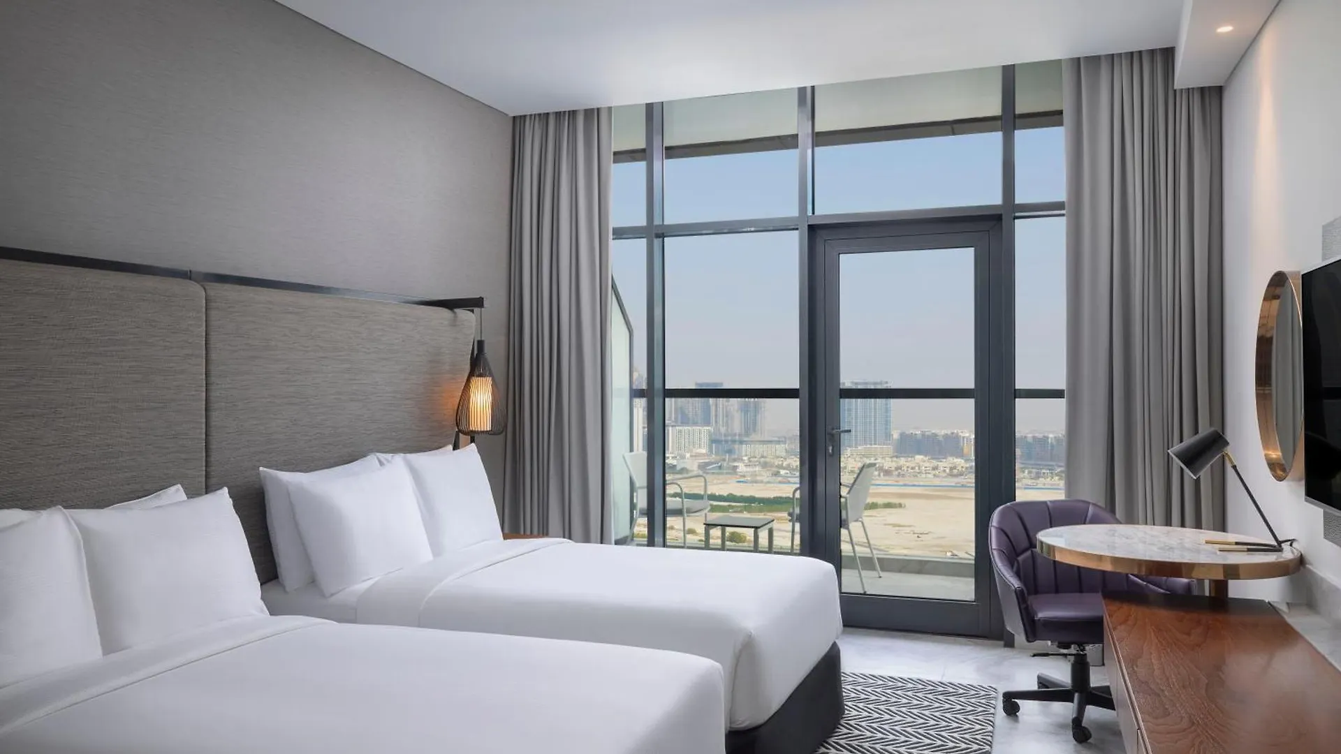 فندق The First Collection Dubai Waterfront