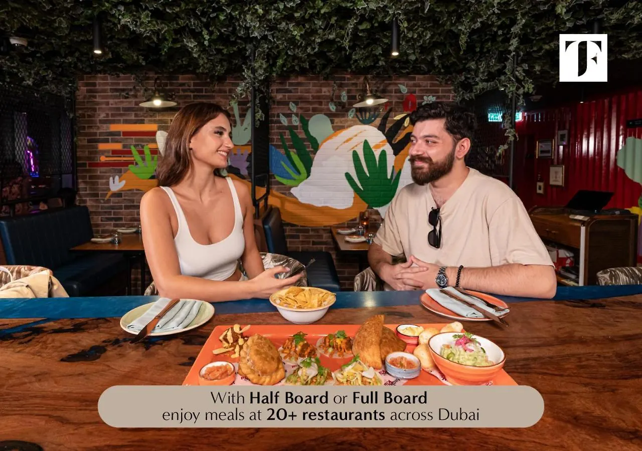 فندق The First Collection Dubai Waterfront